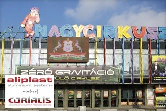 ***Aliplast - Aliplast Aluminium Systems portálok a Fővárosi Nagycirkusz főbejáratán