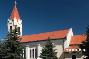 Tradíció és korszerűség natúr árnyalatú tetőcserepekkel